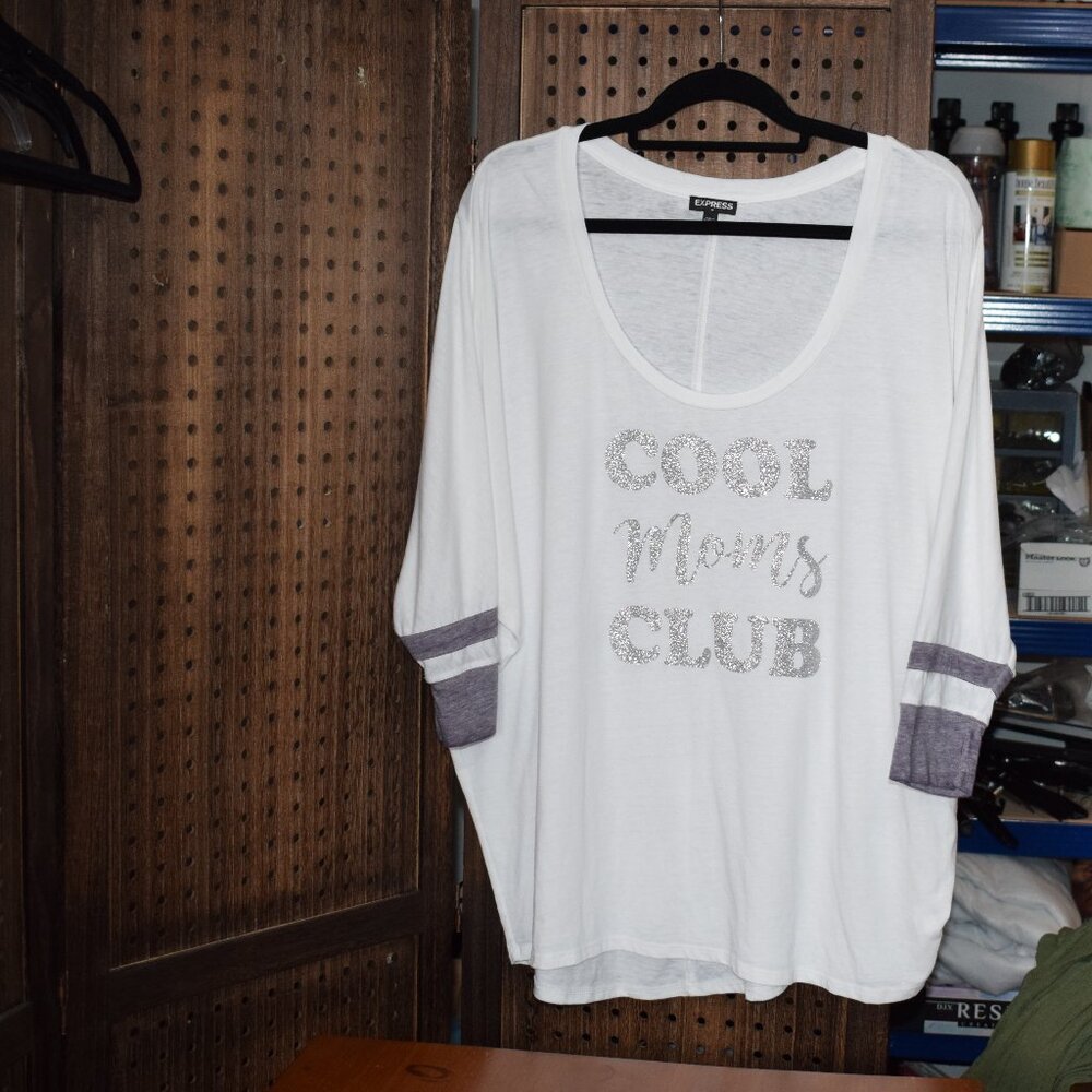 5/20 Express New oversized quarter sleeve Tee